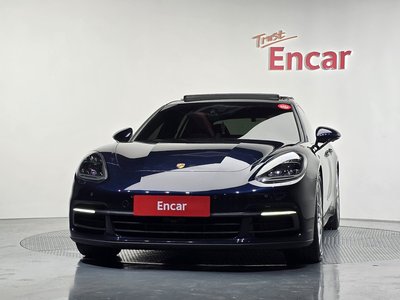 PORSCHE PANAMERA - 2