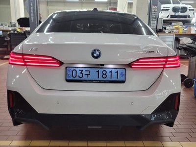 صورة 5 لـ 2024 BMW I5