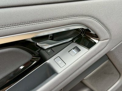 2023 LAND Rover RANGE ROVER EVOQUE thumbnail 42