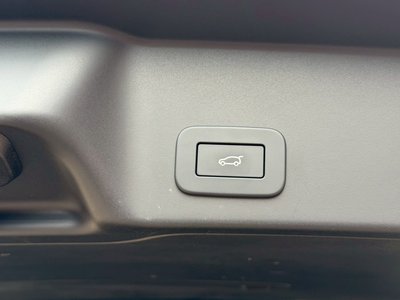 2023 LAND Rover RANGE ROVER EVOQUE thumbnail 26