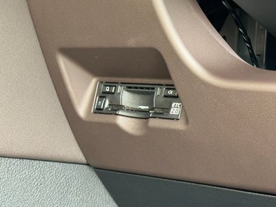 2025 Toyota ALPHARD thumbnail 44