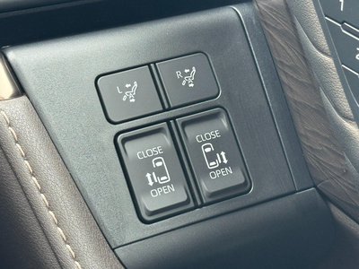 2025 Toyota ALPHARD thumbnail 47