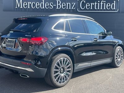 MERCEDES-BENZ GLA - 4