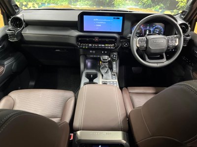 TOYOTA LAND CRUISER 250 - 2