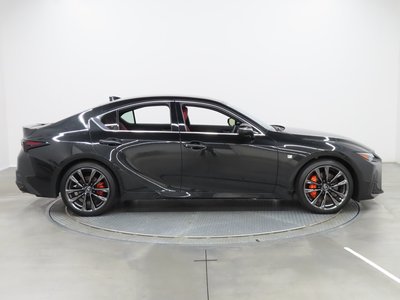 صورة مصغرة 6 لـ 2024 Lexus IS