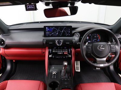 صورة مصغرة 13 لـ 2024 Lexus IS