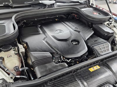 MERCEDES-BENZ GLS - 7