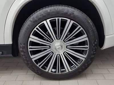 MERCEDES-BENZ GLS - 8