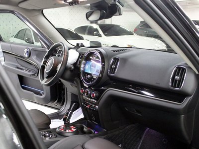 صورة 10 لـ 2024 MINI COOPER COUNTRYMAN