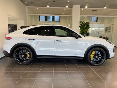 PORSCHE CAYENNE - 4