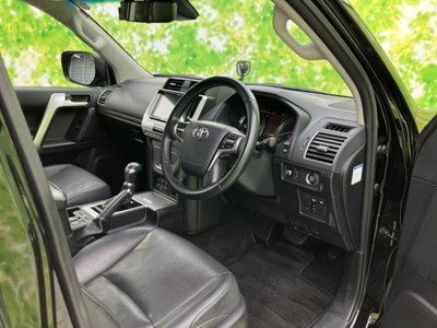 TOYOTA LAND CRUISER - 4
