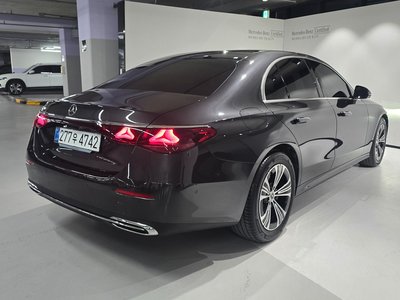 MERCEDES-BENZ E-CLASS - 3