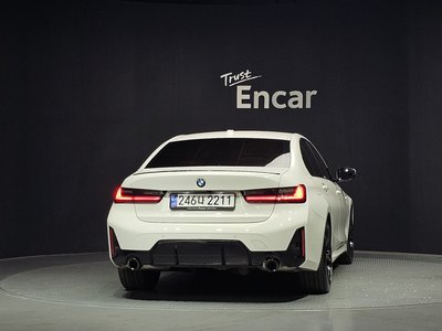BMW 3 SERIES - 4