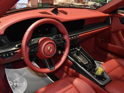 صورة مصغرة 28 لـ 2025 Porsche 911