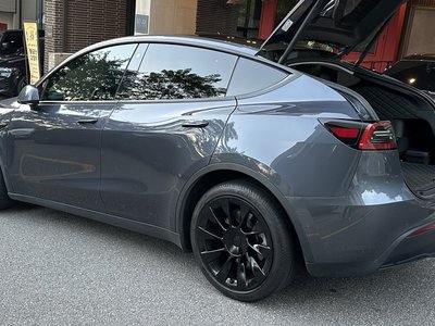 2022 Tesla MODEL Y photo 4
