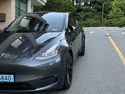 2022 Tesla MODEL Y photo 1