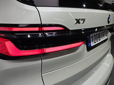 BMW X7 - 10