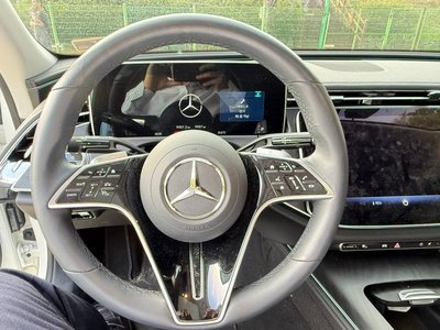 صورة 7 لـ 2025 Mercedes-BENZ E-CLASS