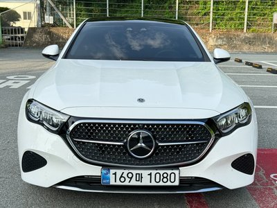 صورة 1 لـ 2025 Mercedes-BENZ E-CLASS