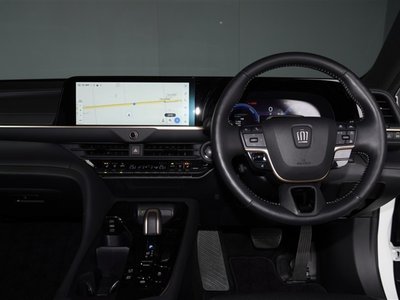 TOYOTA CROWN SPORT - 7