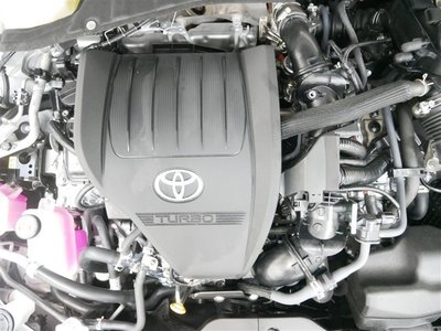 TOYOTA CROWN CROSSOVER - 5