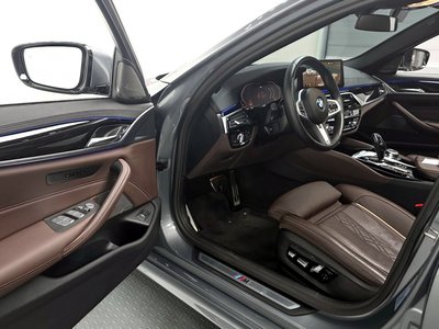 BMW 5 SERIES - 10
