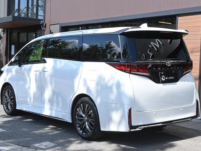 TOYOTA VELLFIRE - 6