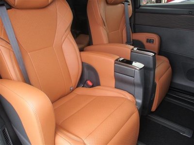 2026 Toyota VELLFIRE — миниатюра 16