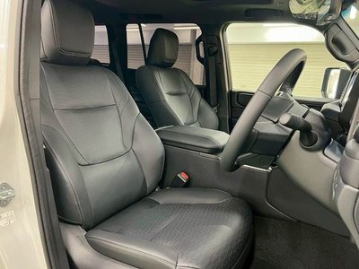 TOYOTA LAND CRUISER 250 - 9