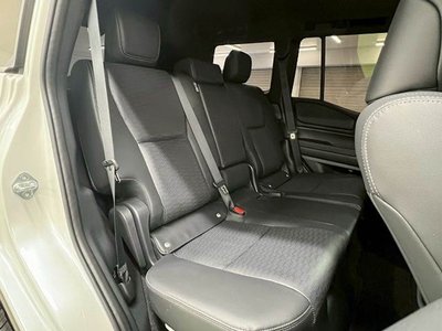 TOYOTA LAND CRUISER 250 - 10