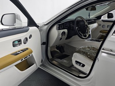 2025 ROLLS-ROYCE GHOST — миниатюра 13