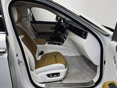 2025 ROLLS-ROYCE GHOST — миниатюра 16