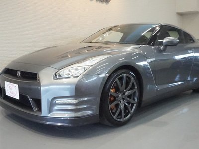 NISSAN GT-R - 9