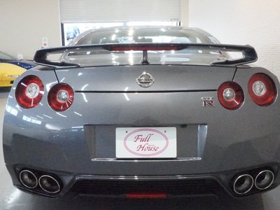 NISSAN GT-R - 7
