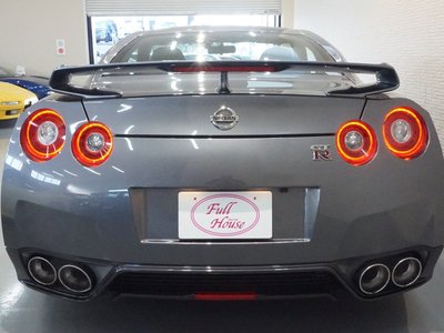 NISSAN GT-R - 5