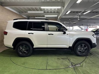 2023 Toyota LAND CRUISER 300 缩略图 18