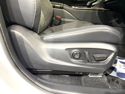 صورة مصغرة 34 لـ 2025 Toyota CROWN SPORT
