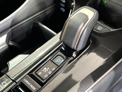 صورة مصغرة 43 لـ 2025 Toyota CROWN SPORT