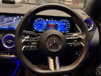 MERCEDES-BENZ EQA - 8