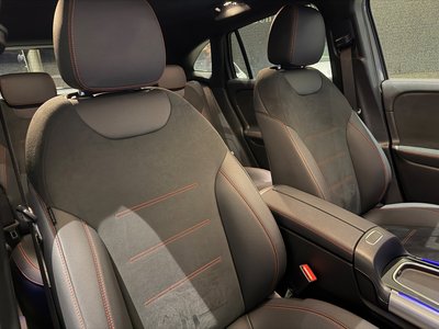 MERCEDES-BENZ EQA - 4