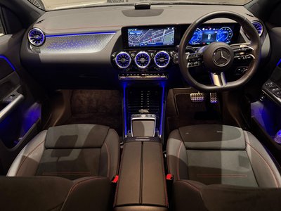 MERCEDES-BENZ EQA - 9