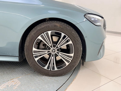 MERCEDES-BENZ E-CLASS - 9