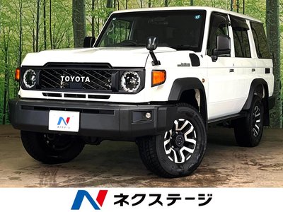 TOYOTA LAND CRUISER 70 - 1