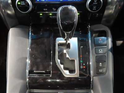 TOYOTA ALPHARD - 10