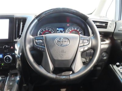 TOYOTA ALPHARD - 5