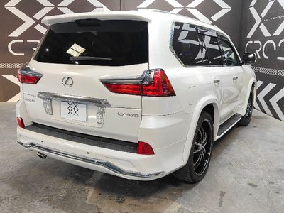 LEXUS LX - 8
