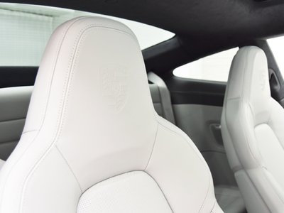 صورة مصغرة 16 لـ 2020 Porsche 911