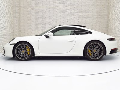 صورة 6 لـ 2020 Porsche 911