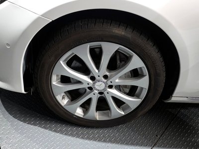 MERCEDES-BENZ E-CLASS - 6