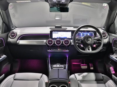 2026 Mercedes-BENZ GLB AMG — фото 2